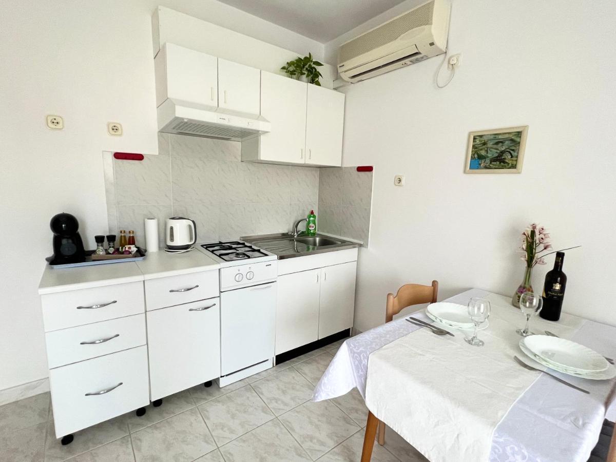 Martin Apartments 로비니 외부 사진