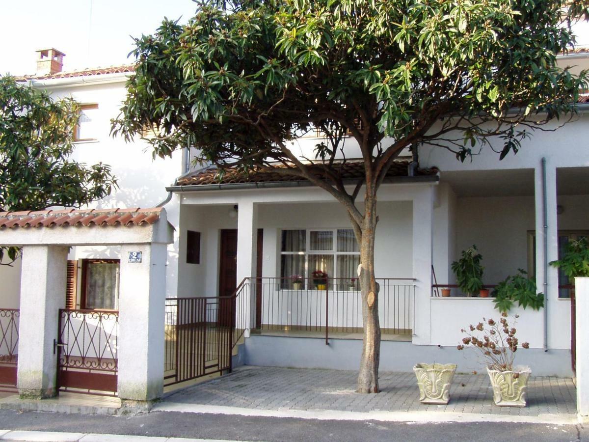 Martin Apartments 로비니 외부 사진